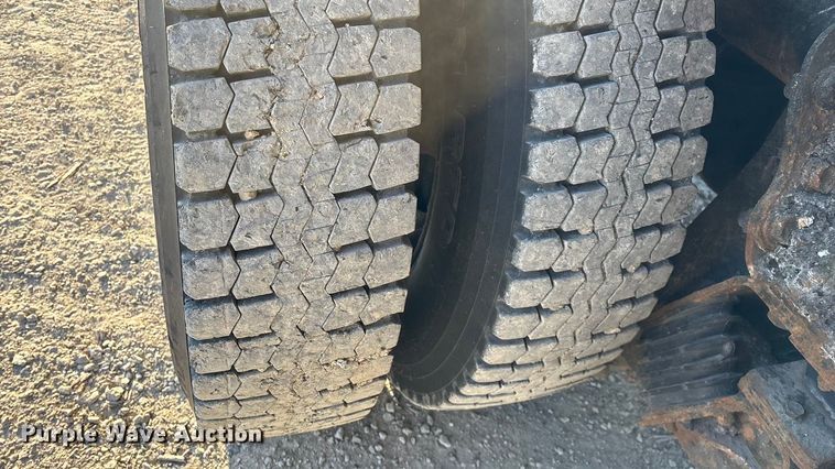 image for item FG0047 2012 International WorkStar 7500 dump truck