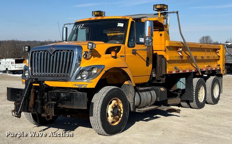 image for item FG0048 2013 International 7500 WorkStar dump truck