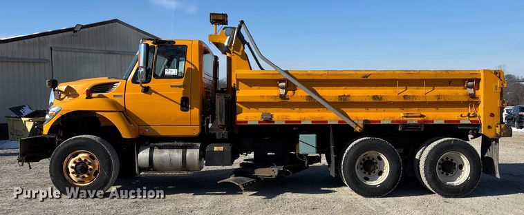 image for item FG0048 2013 International 7500 WorkStar dump truck