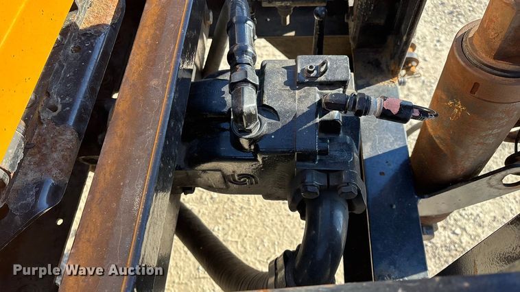 image for item FG0048 2013 International 7500 WorkStar dump truck