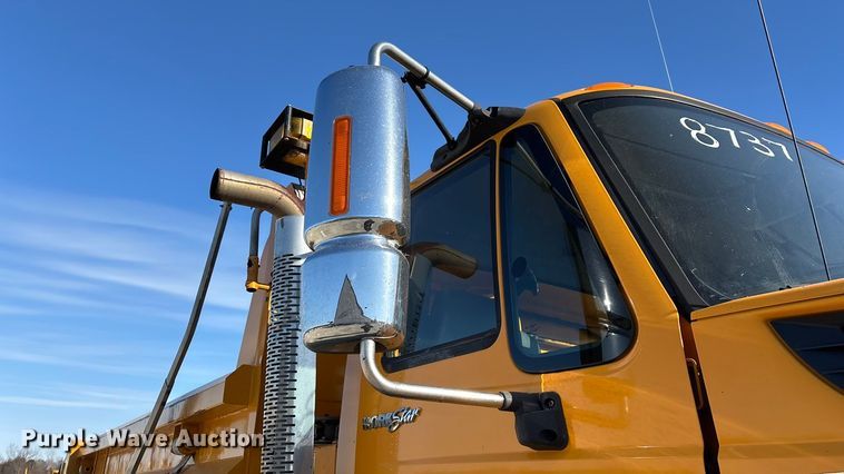 image for item FG0048 2013 International 7500 WorkStar dump truck