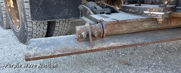 image for item FG0048 2013 International 7500 WorkStar dump truck