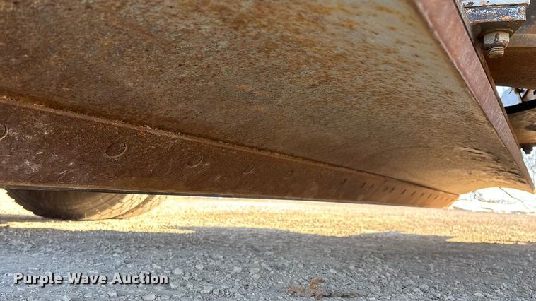 image for item FG0048 2013 International 7500 WorkStar dump truck