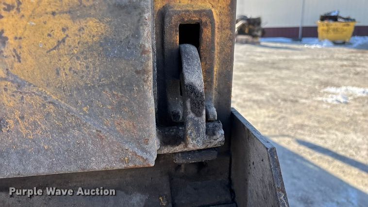 image for item FG0048 2013 International 7500 WorkStar dump truck