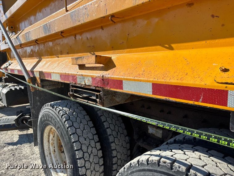 image for item FG0048 2013 International 7500 WorkStar dump truck