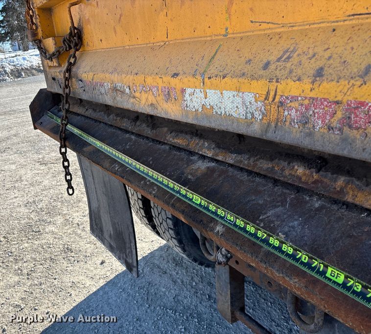 image for item FG0048 2013 International 7500 WorkStar dump truck