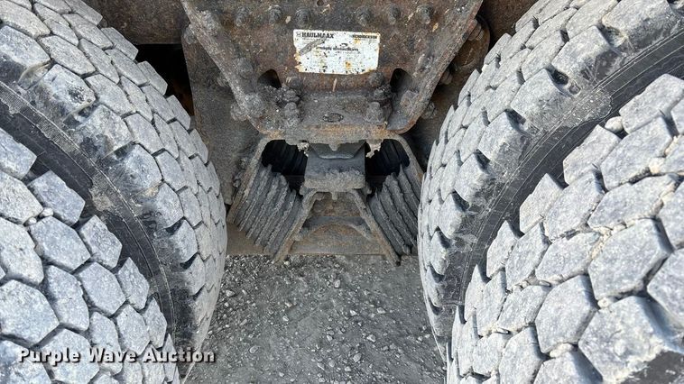 image for item FG0048 2013 International 7500 WorkStar dump truck