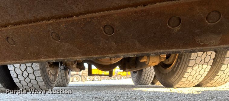 image for item FG0048 2013 International 7500 WorkStar dump truck