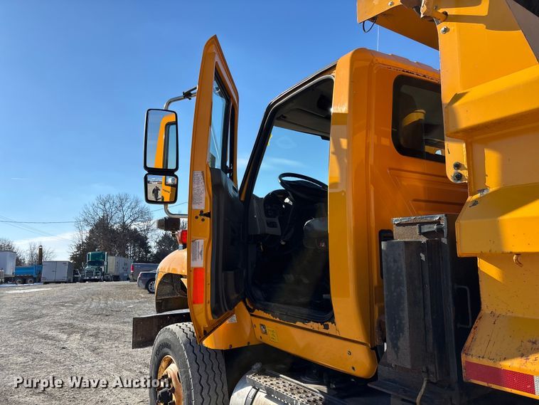 image for item FG0048 2013 International 7500 WorkStar dump truck