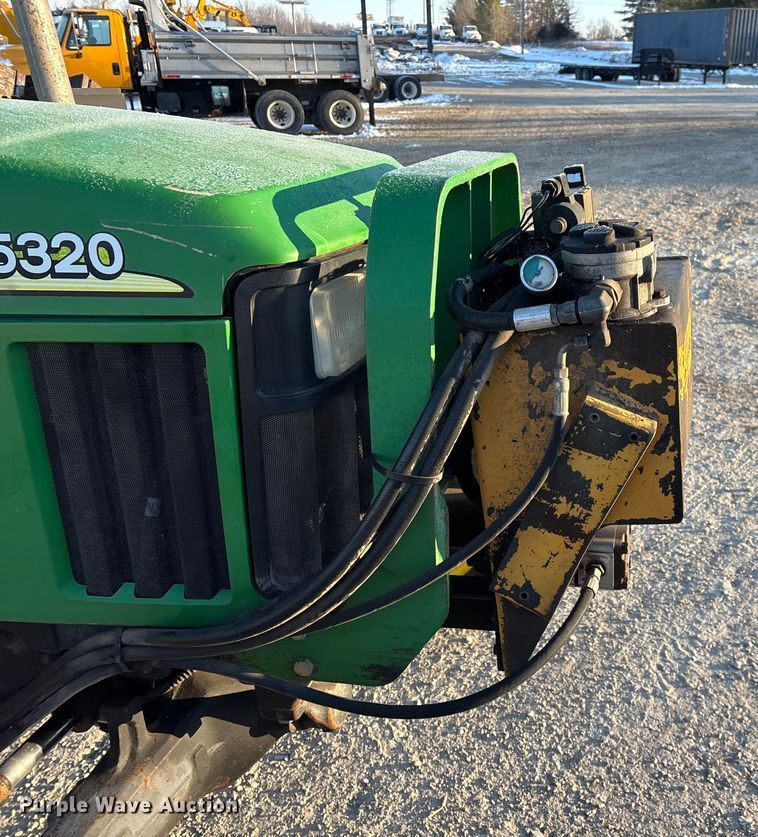 image for item FG0049 John Deere 5320 MFWD tractor