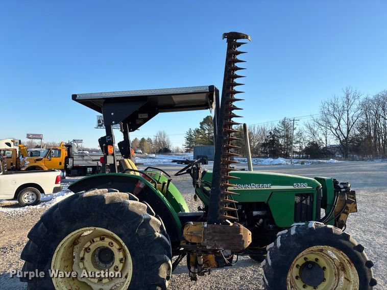 image for item FG0049 John Deere 5320 MFWD tractor