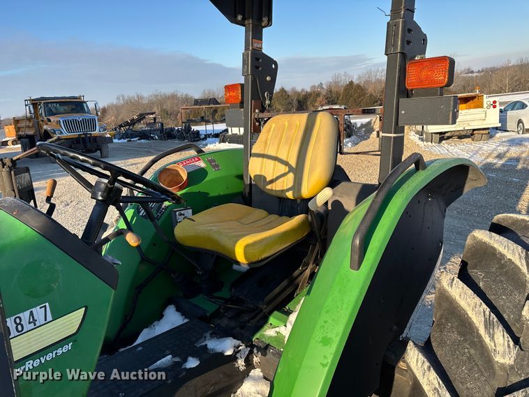 image for item FG0049 John Deere 5320 MFWD tractor