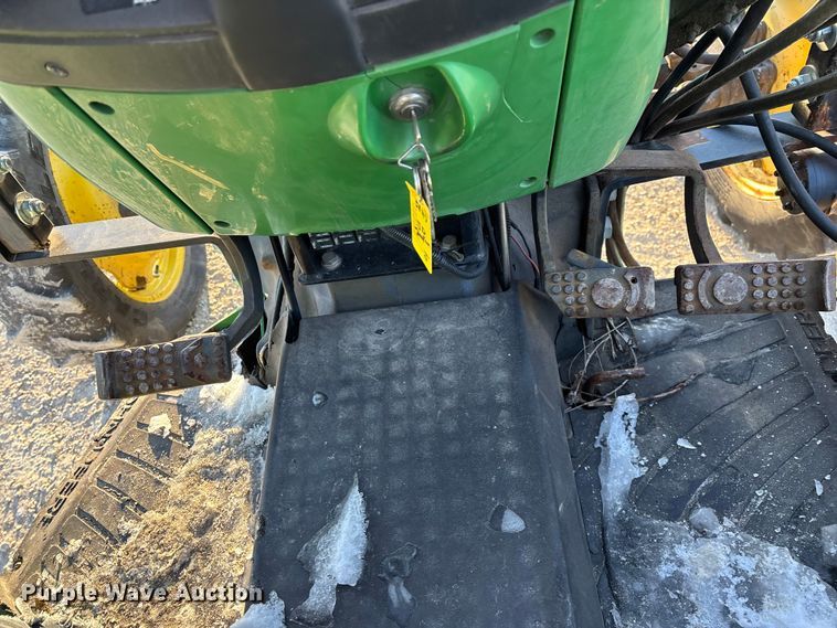 image for item FG0049 John Deere 5320 MFWD tractor