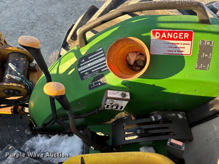 image for item FG0049 John Deere 5320 MFWD tractor