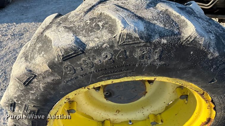 image for item FG0049 John Deere 5320 MFWD tractor