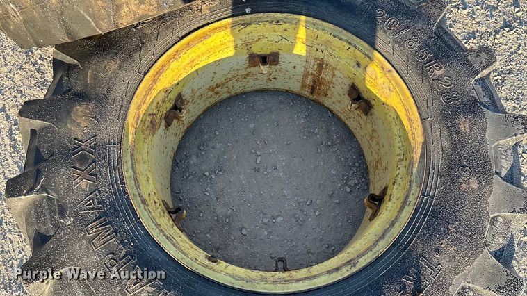 image for item FG0049 John Deere 5320 MFWD tractor