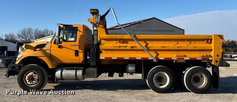 image for item FG0050 2010 International 7500 WorkStar dump truck
