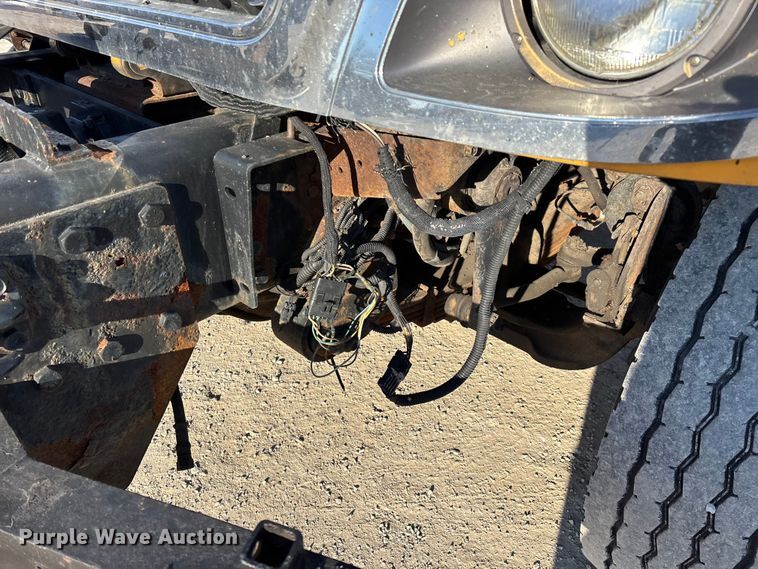 image for item FG0050 2010 International 7500 WorkStar dump truck