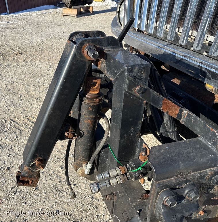 image for item FG0050 2010 International 7500 WorkStar dump truck