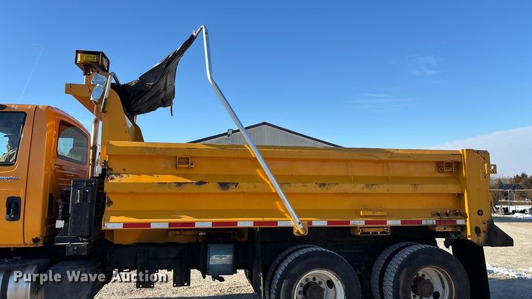 image for item FG0050 2010 International 7500 WorkStar dump truck