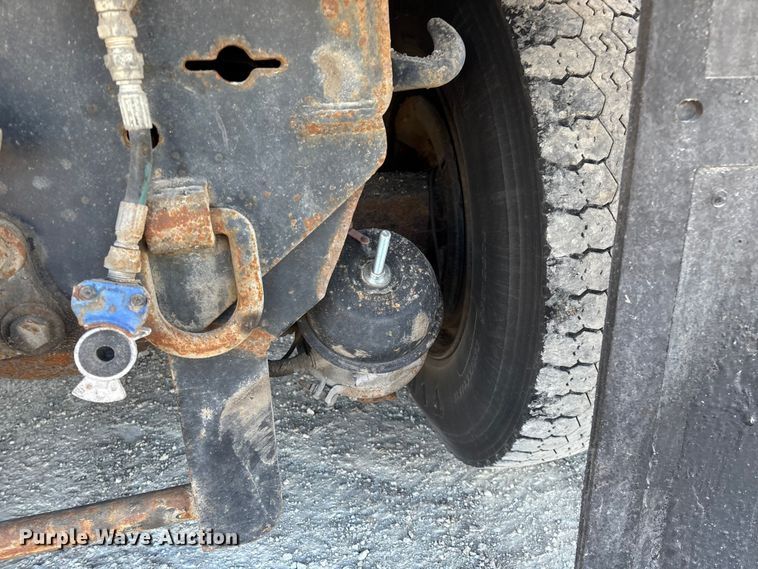 image for item FG0050 2010 International 7500 WorkStar dump truck