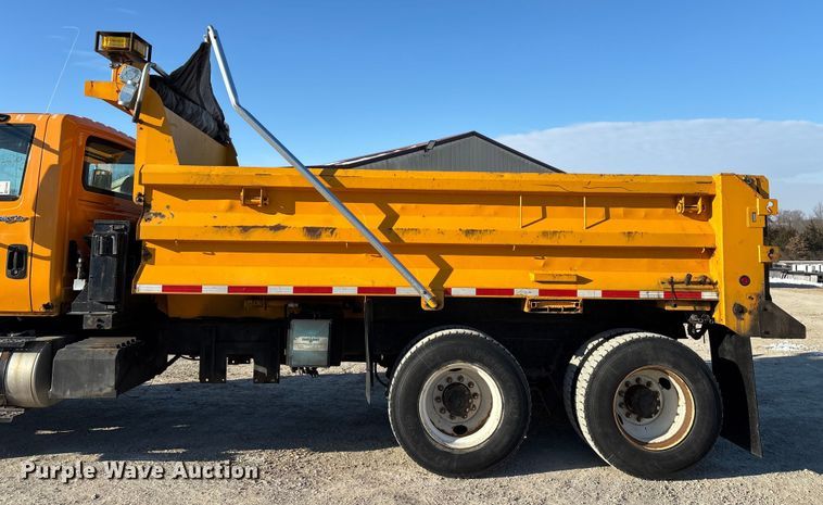 image for item FG0050 2010 International 7500 WorkStar dump truck