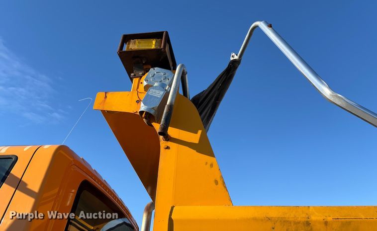 image for item FG0050 2010 International 7500 WorkStar dump truck