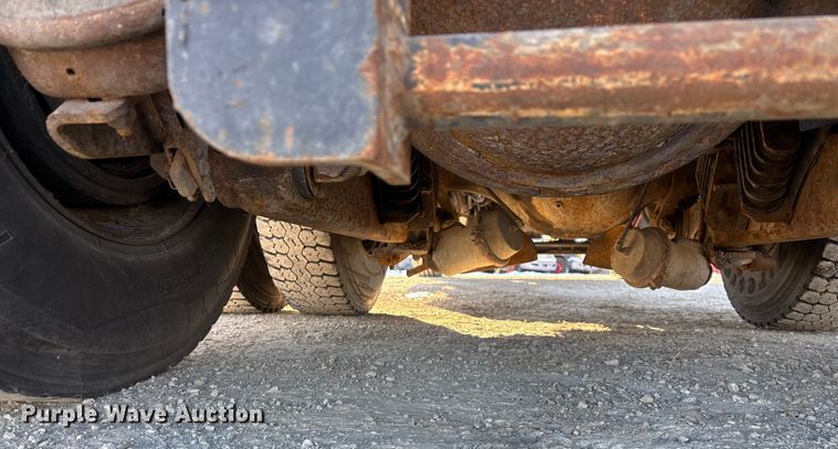 image for item FG0050 2010 International 7500 WorkStar dump truck