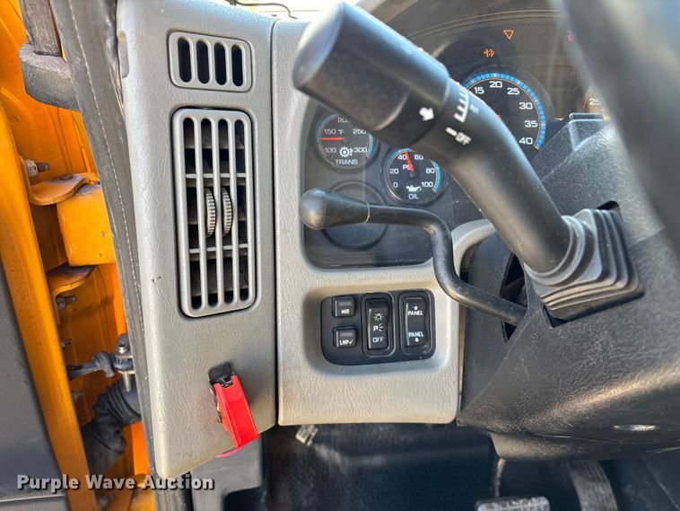 image for item FG0050 2010 International 7500 WorkStar dump truck