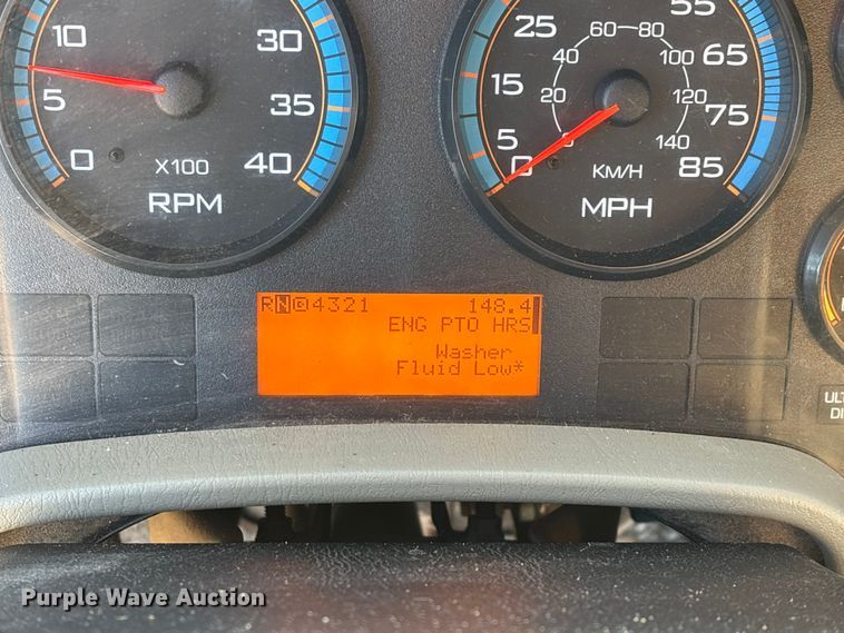 image for item FG0050 2010 International 7500 WorkStar dump truck