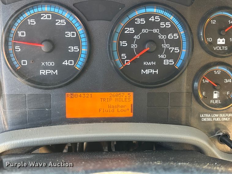 image for item FG0050 2010 International 7500 WorkStar dump truck