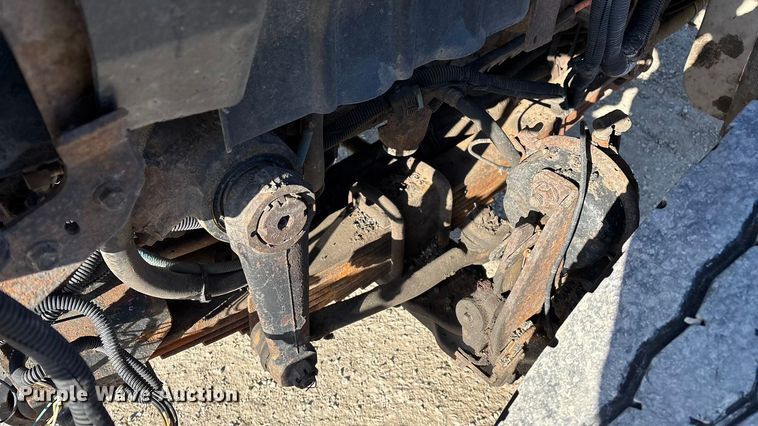 image for item FG0050 2010 International 7500 WorkStar dump truck