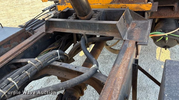 image for item FG0054 2006 International 7400 dump truck