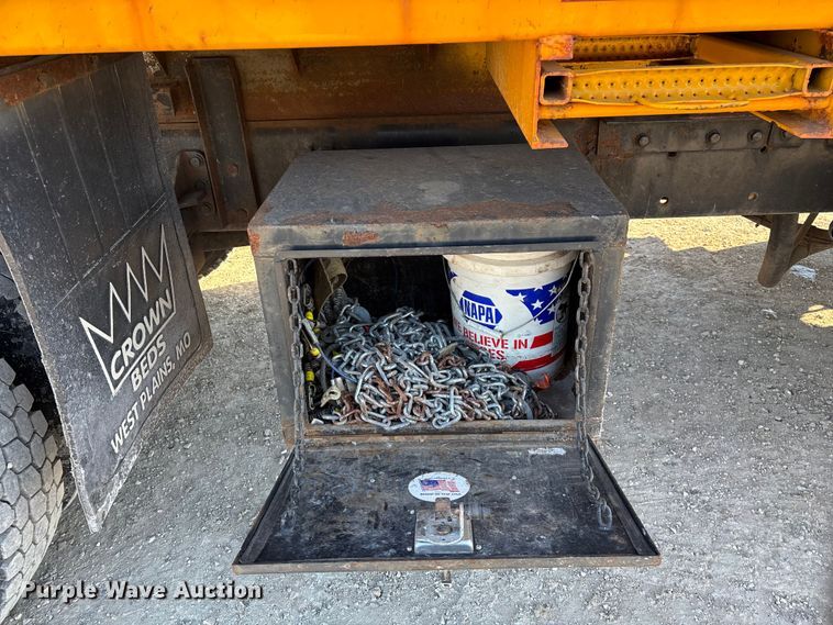 image for item FG0054 2006 International 7400 dump truck