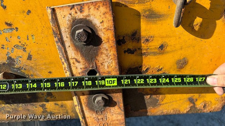 image for item FG0054 2006 International 7400 dump truck