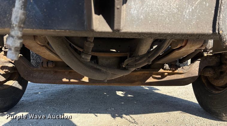 image for item FG0054 2006 International 7400 dump truck