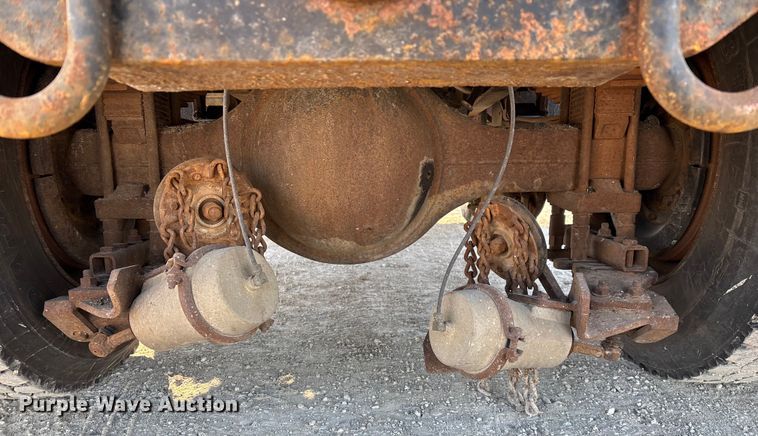 image for item FG0054 2006 International 7400 dump truck