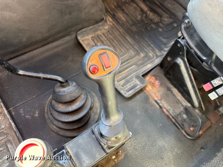 image for item FG0054 2006 International 7400 dump truck