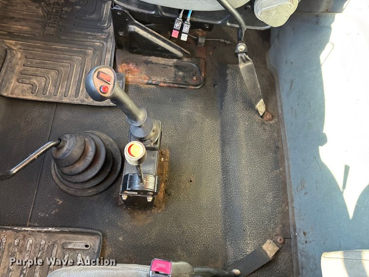 image for item FG0054 2006 International 7400 dump truck