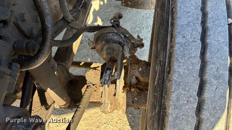 image for item FG0054 2006 International 7400 dump truck