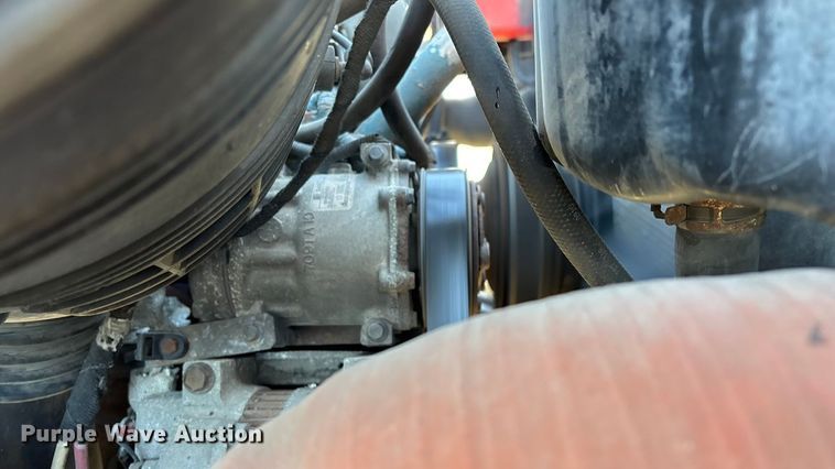 image for item FG0054 2006 International 7400 dump truck