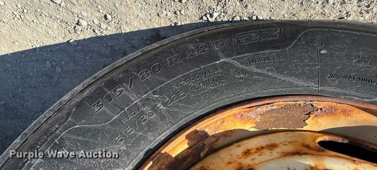 image for item FG0054 2006 International 7400 dump truck