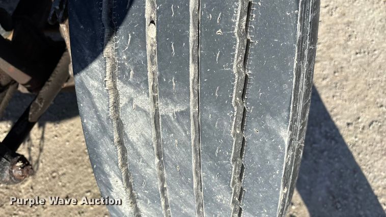 image for item FG0054 2006 International 7400 dump truck