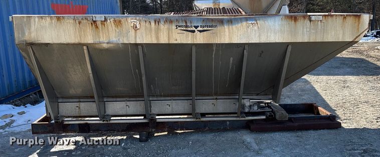 image for item FG0055 (6) spreader beds and (5) snow plows 