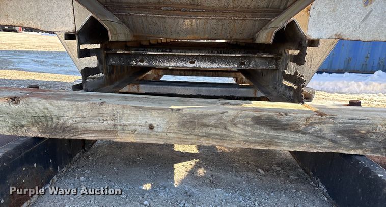 image for item FG0055 (6) spreader beds and (5) snow plows 