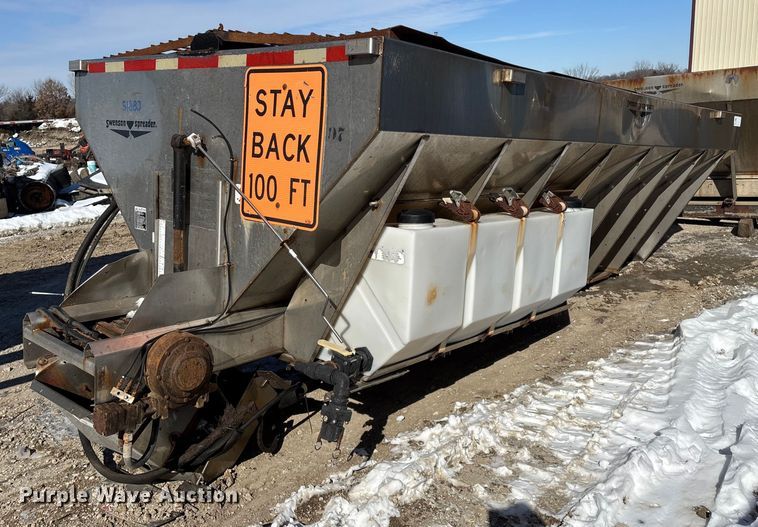 image for item FG0055 (6) spreader beds and (5) snow plows 
