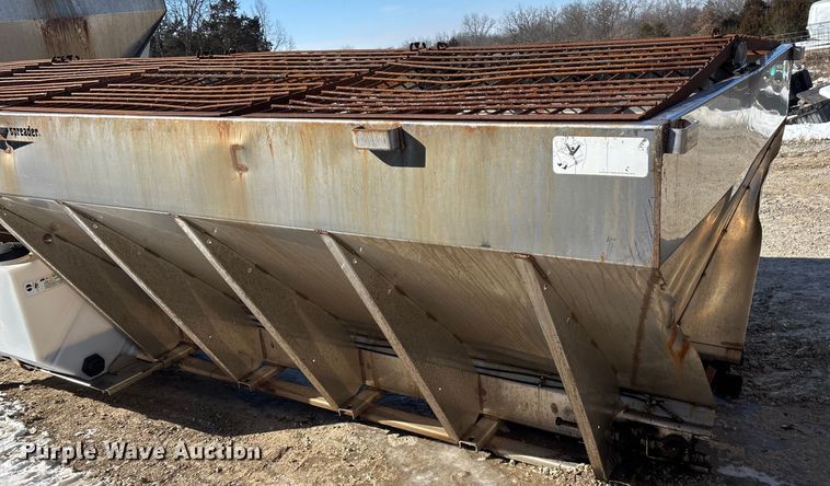 image for item FG0055 (6) spreader beds and (5) snow plows 