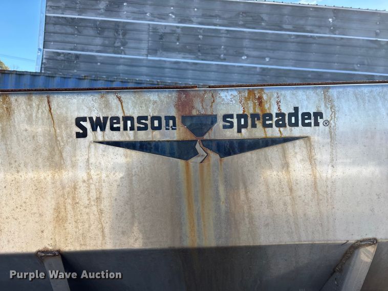 image for item FG0055 (6) spreader beds and (5) snow plows 