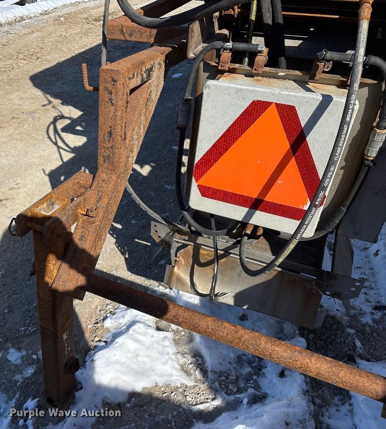 image for item FG0055 (6) spreader beds and (5) snow plows 