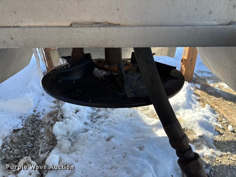 image for item FG0055 (6) spreader beds and (5) snow plows 